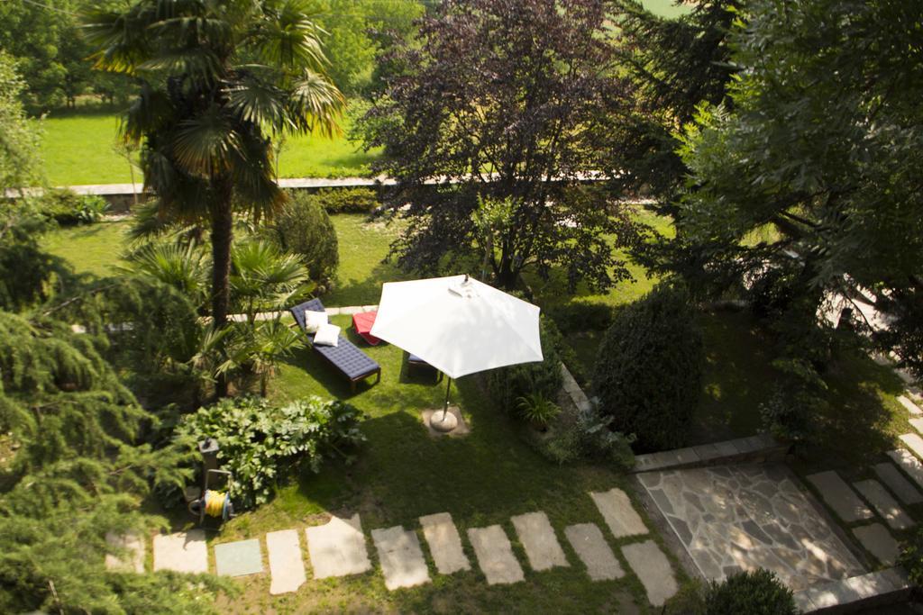 B&B Casa Carla Πινερόλο Εξωτερικό φωτογραφία