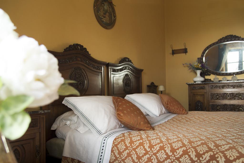 B&B Casa Carla Πινερόλο Δωμάτιο φωτογραφία